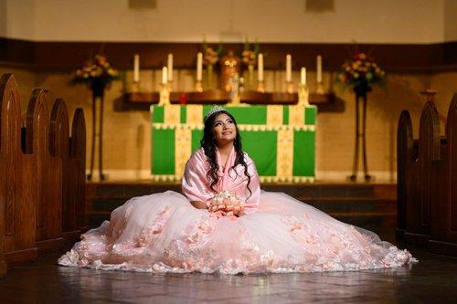 mobile - carousel-hero-element image-0