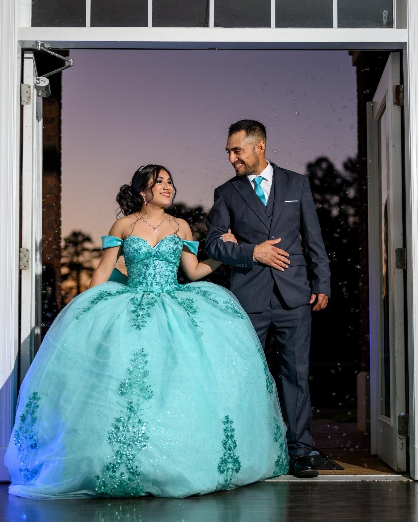 Capturing Unforgettable Moments: Isabella's Sweet 16/Quinceañera